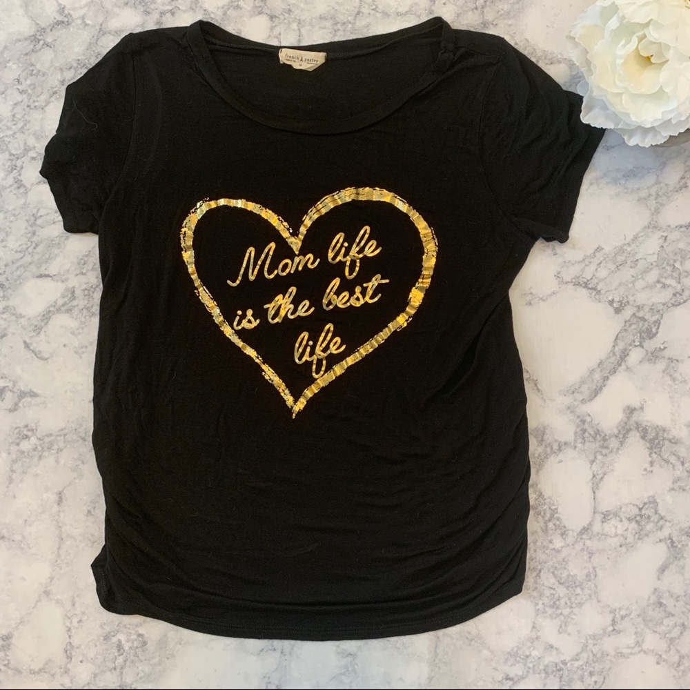 XL/M Maternity black gold graphic shirt mom life